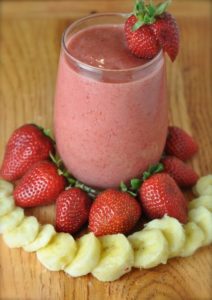 How to make strawberry banana smoothie